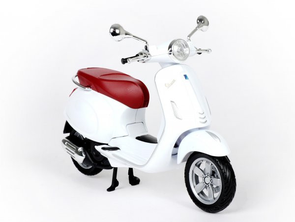 Modell -maisto 1:12- Vespa Primavera 150 - Wit