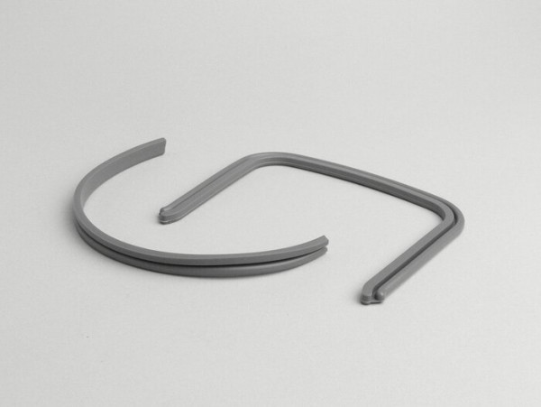 Pair Of Rubbers Bridge Piece/frame/legshield Lambretta  Grey