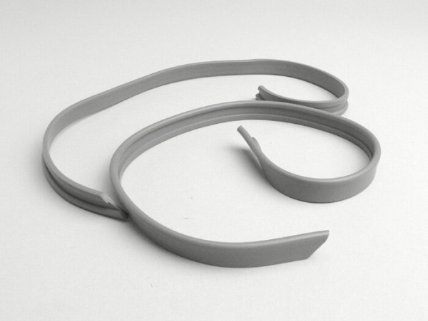 Horncast/leg Shield Rubbers Lambretta  Grey