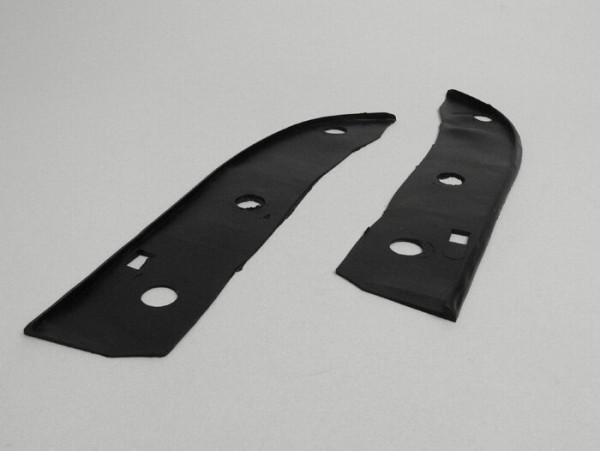 Pair Of Black Mudguard/leg Shield Rubbers Lambretta Lambretta Li (series 3)  Black